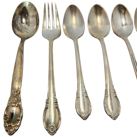 Vintage Rogers Bros 1847 Silver Plated Flatware 6-Piece Collection Floral Design - Picture 2 of 16